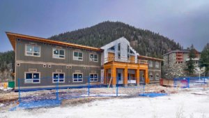 Siding going on the Leadership Lodge