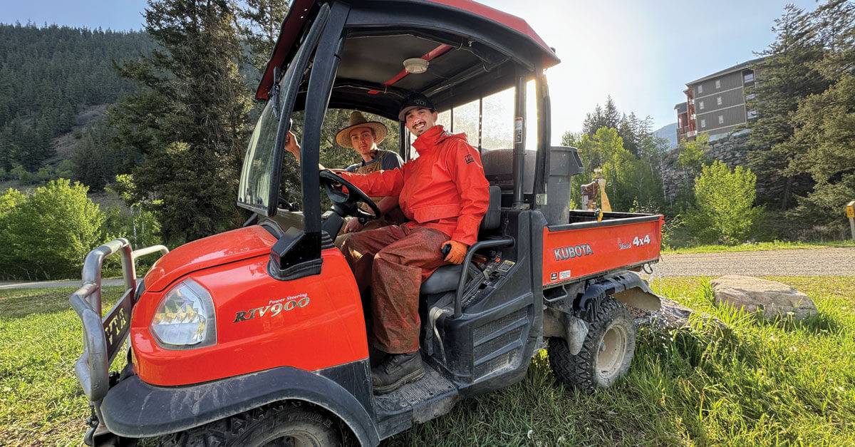 Site and Facilities CREW Interns, RockRidge Camp and Canyon Retreat Centre