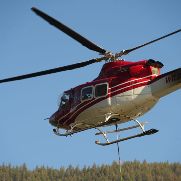 BC Wildfires - Agate Mtn_Helicopter Air Attack ©RockRidge Canyon