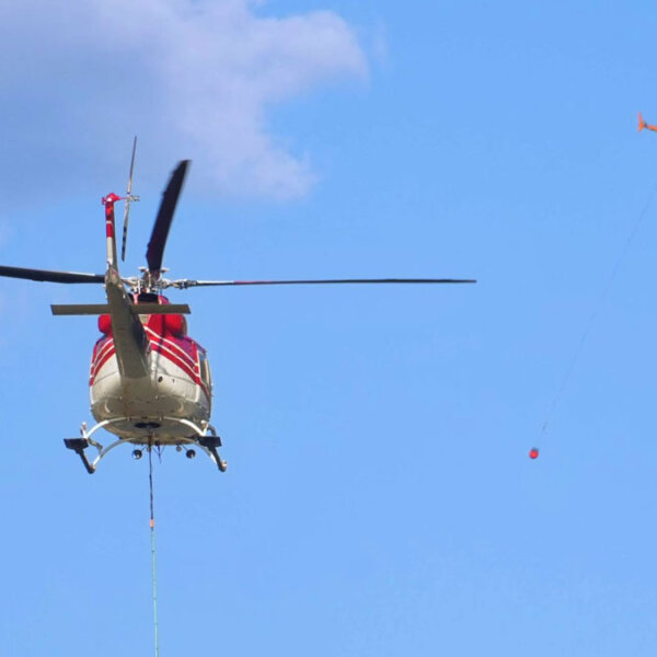 BC Wildfires - Agate Mtn_Helicopter Air Attack ©RockRidge Canyon